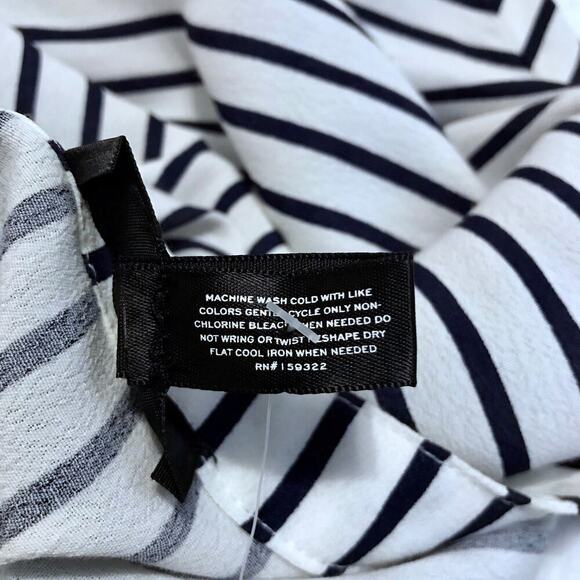 Aqua NWT Stripes Smocked Waist Mini Dress Women XL - Picture 9 of 9